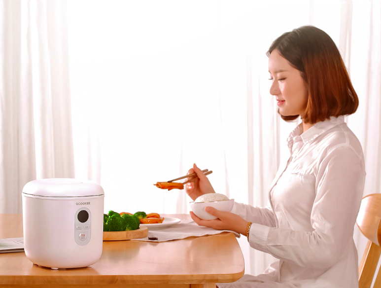 Xiaomi Crowdfunds A Super Compact 1.2l Mini Cooker For 99 Yuan ()