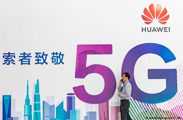 British PM to grant Huawei access to UK’s 5G network